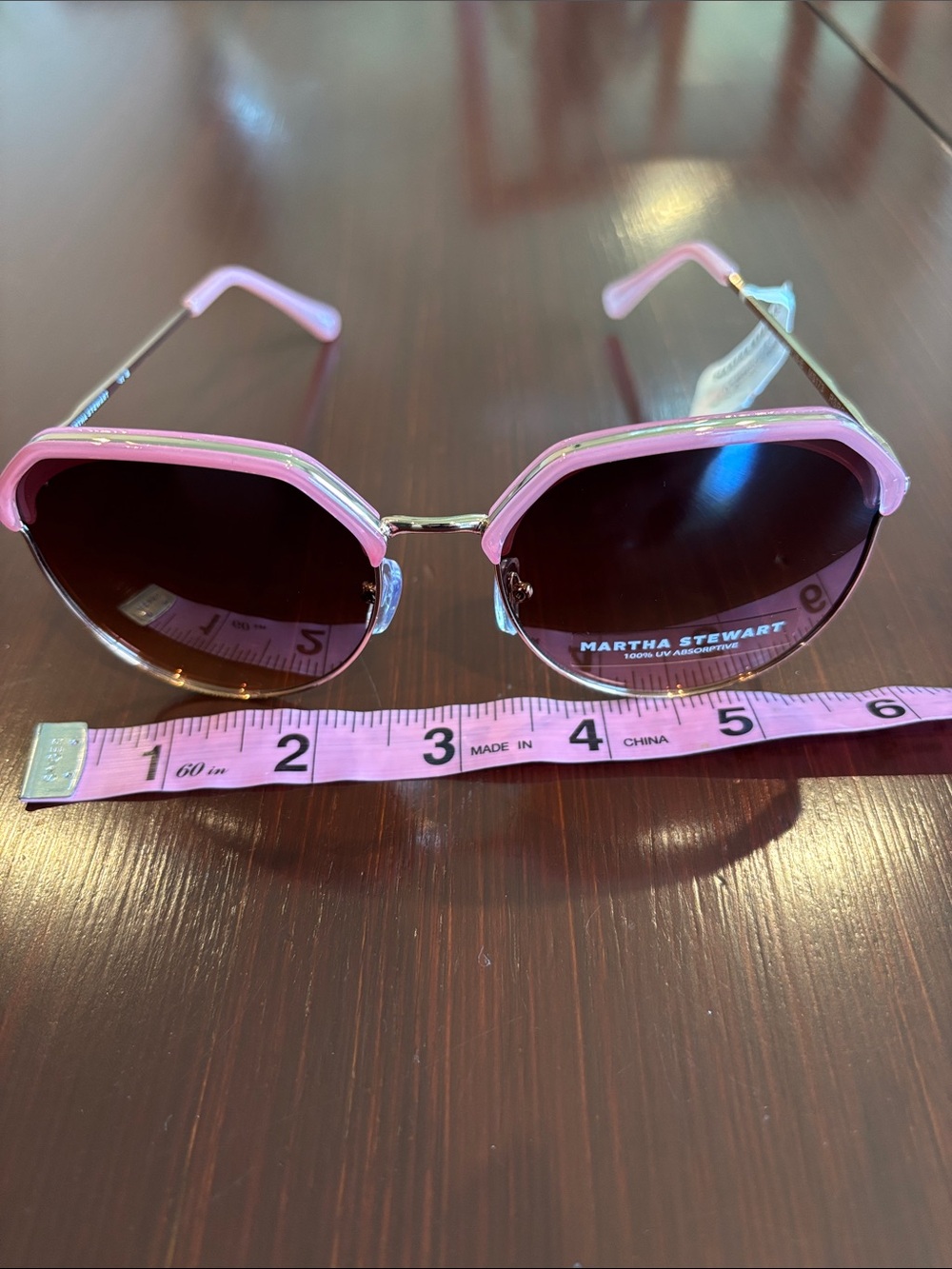 Martha Stewart 100% UV absorptive pink/gold tortoise frame, gradient pink lens - Picture 6 of 10